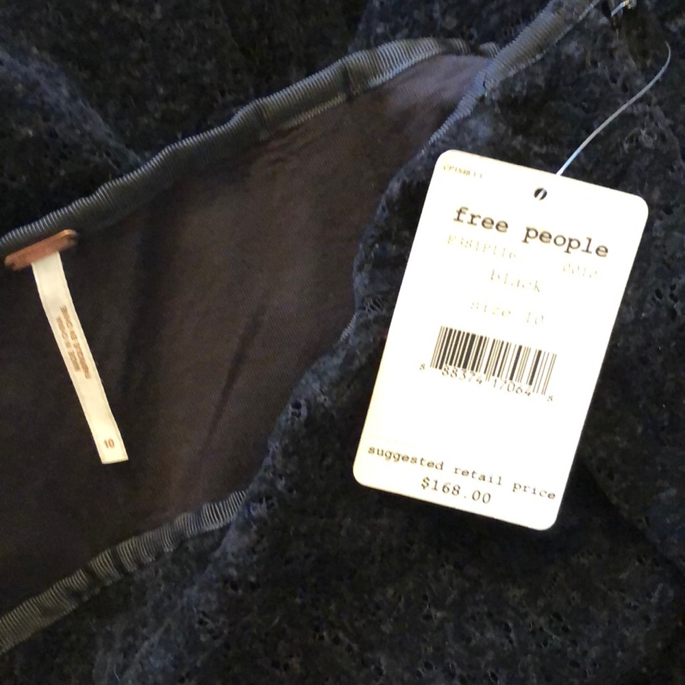 Free People perforated black wide pants Sz. 10 NWT